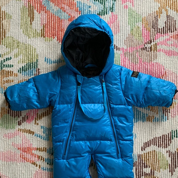 Finger In The Nose, Down filled infant snowsuit 3-6 mths - Picture 2 of 6
